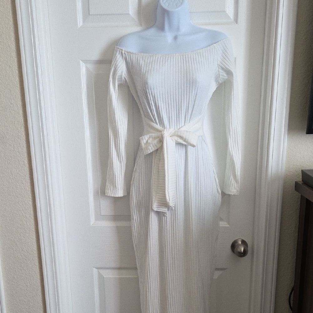 Elegant Off-Shoulder White Dress